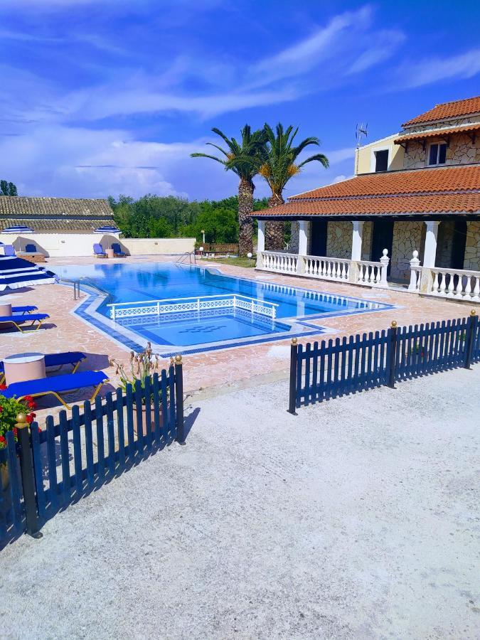 Blue Sky Aparthotel Sidari Exterior photo