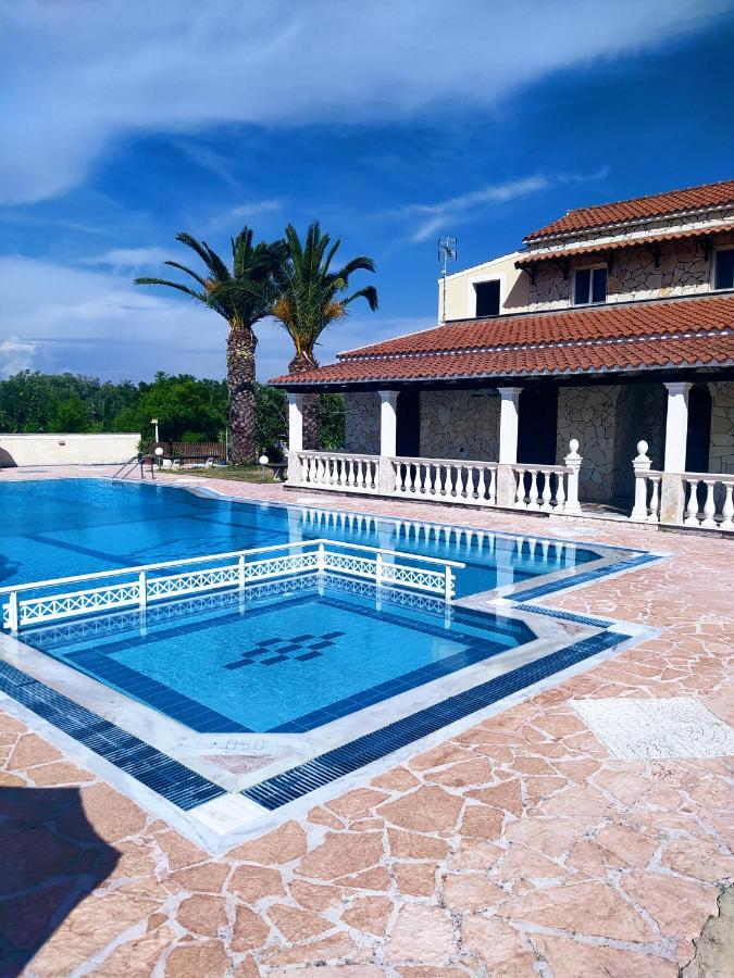 Blue Sky Aparthotel Sidari Exterior photo