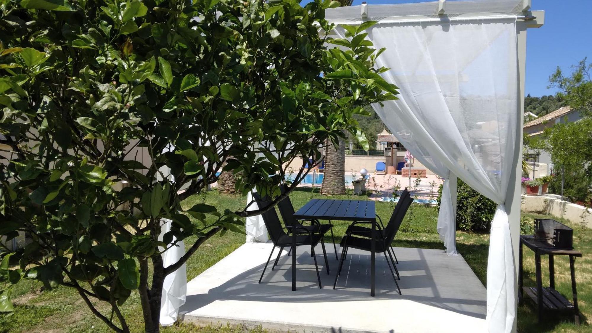 Blue Sky Aparthotel Sidari Exterior photo